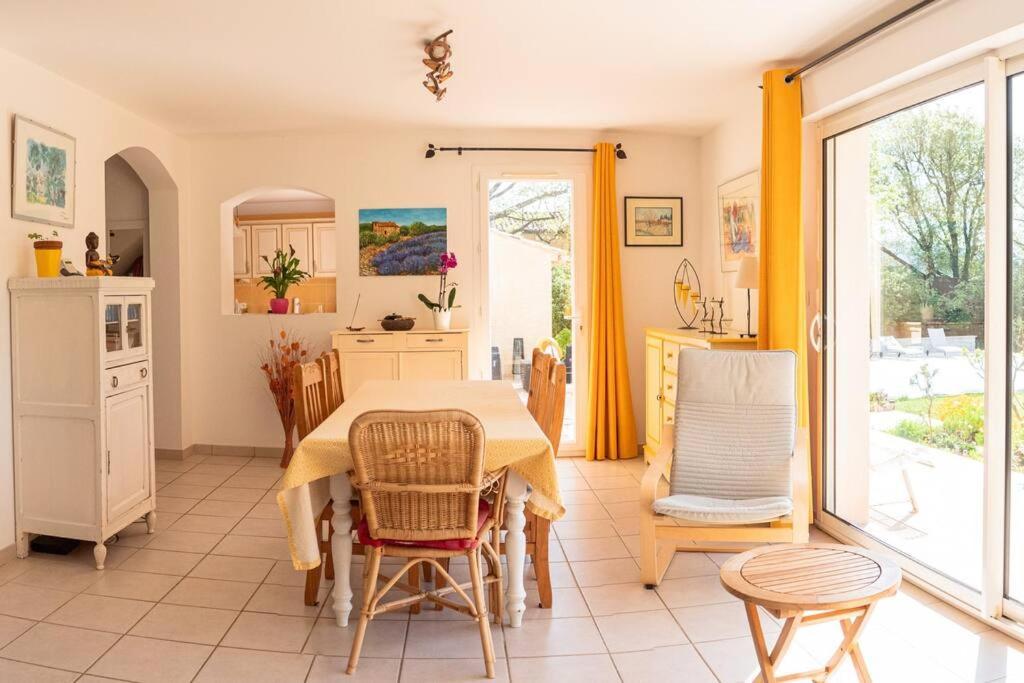 Villa Calme Avec Piscine A Greoux Dış mekan fotoğraf