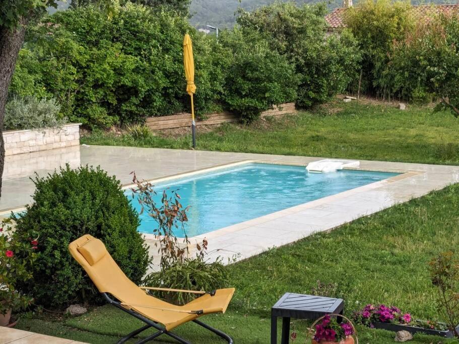 Villa Calme Avec Piscine A Greoux Dış mekan fotoğraf